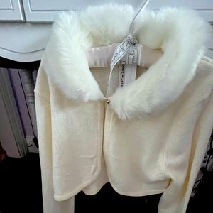 Sweater super cute and cozy